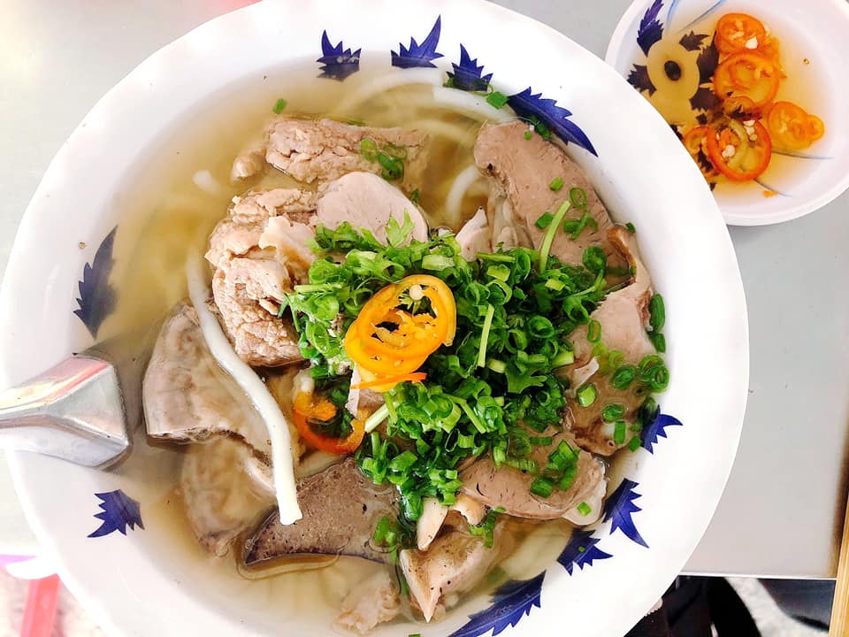 Bánh canh bến có